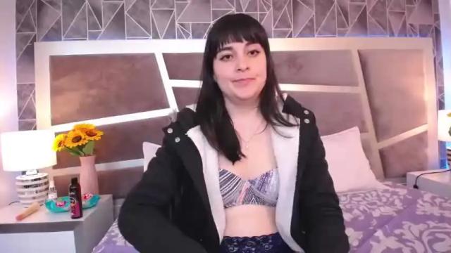 Image 10 of im_luly Stream on Chaturbate on 17 months ago