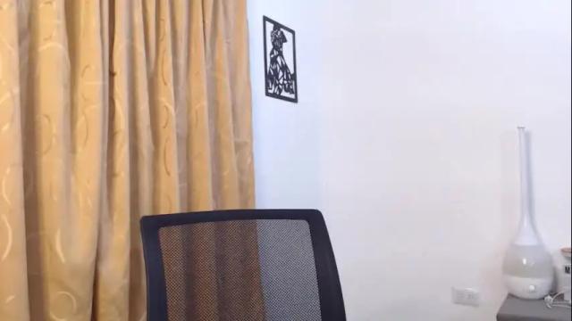 Image 11 of im_madissonwell Stream on Chaturbate on 2 months ago