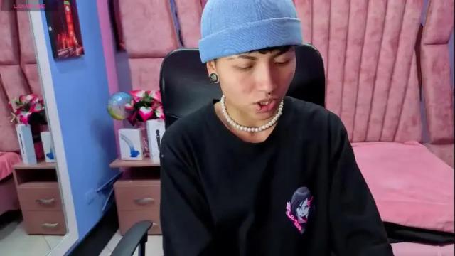 Image 12 of im_mathias Stream on Chaturbate on 24 days ago