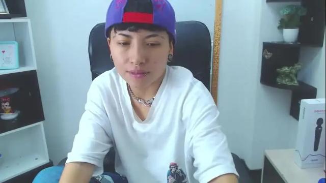 Image 8 of im_mathias Stream on Chaturbate on 23 days ago