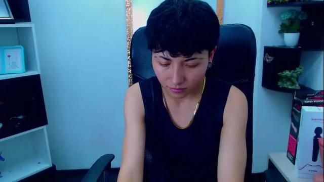Image 11 of im_mathias Stream on Chaturbate on 21 days ago