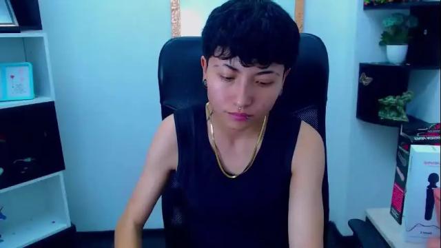 Image 12 of im_mathias Stream on Chaturbate on 21 days ago