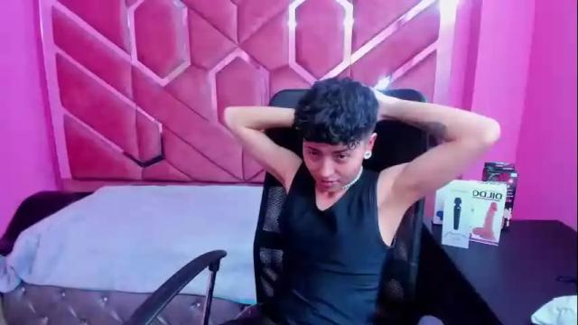 Image 12 of im_mathias Stream on Chaturbate on 5 days ago