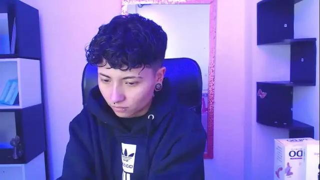 Image 2 of im_mathias Stream on Chaturbate on 3 days ago