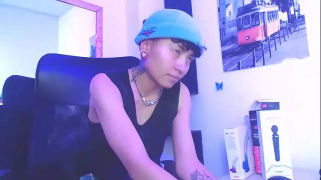 Image 10 of im_mathias Stream on Chaturbate on 23 hours ago