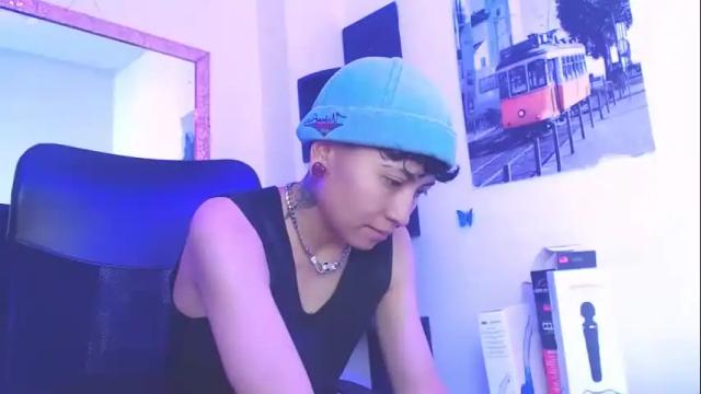 Image 6 of im_mathias Stream on Chaturbate on 23 hours ago