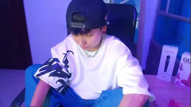 Image 11 of im_mathias Stream on Chaturbate on 2 days ago