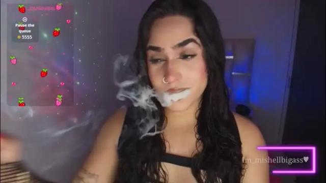 Image 6 of im_miabigass Stream on Chaturbate on 1 month ago