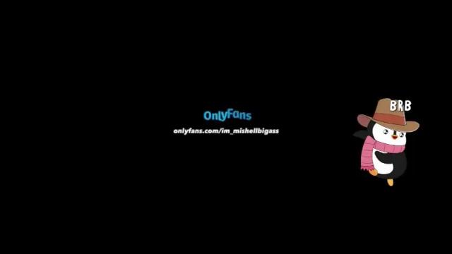 Image 4 of im_miabigass Stream on Chaturbate on 1 month ago