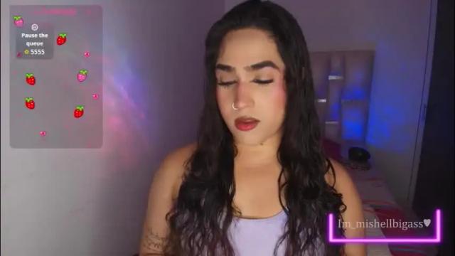 Image 8 of im_miabigass Stream on Chaturbate on 1 month ago