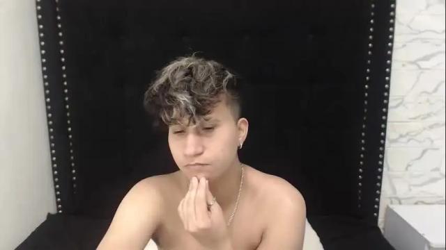 Image 3 of im_milan_rs Stream on Chaturbate on 21 days ago