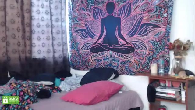 Image 3 of im_moonlight Stream on Chaturbate on 21 days ago