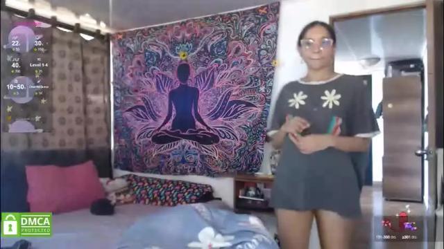 Image 3 of im_moonlight Stream on Chaturbate on 1 month ago
