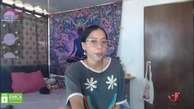 Image 4 of im_moonlight Stream on Chaturbate on 1 month ago