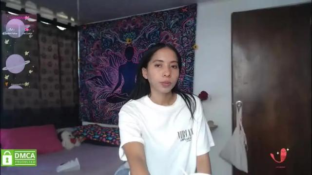 Image 2 of im_moonlight Stream on Chaturbate on 1 month ago