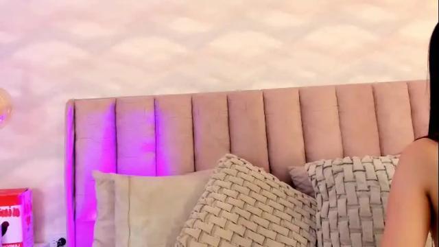 Image 2 of im_nika_ Stream on Chaturbate on 11 days ago