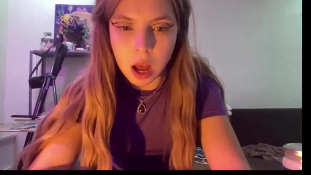 Thumbnail 3, im_sunny_kitten's Stream at Chaturbate, 19 months ago