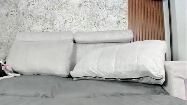 Image 11 of im_tyra Stream on Chaturbate on 2 months ago