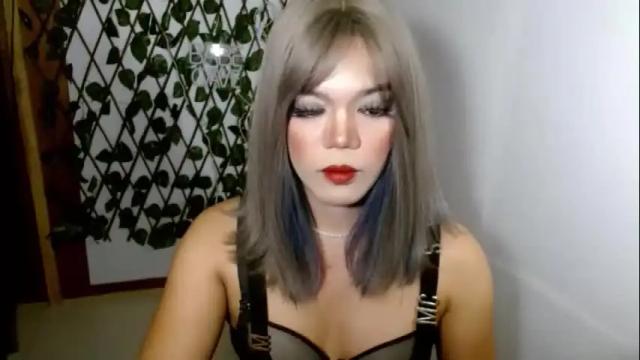 Image 11 of im_ur_hot_ella Stream on Chaturbate on 16 months ago