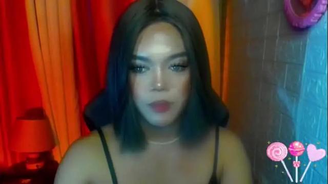 Image 10 of im_ur_hot_ella Stream on Chaturbate on 16 months ago