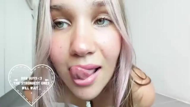 Image 3 of im_your_ef Stream on Chaturbate on 21 months ago