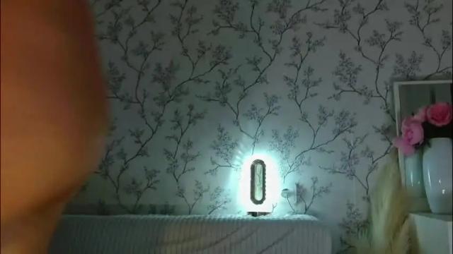 Image 10 of imcarrieberry Stream on Chaturbate on 1 day ago