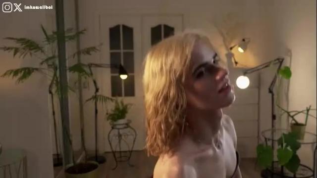 Image 3 of imkawaiiboi Stream on Chaturbate on 2 months ago