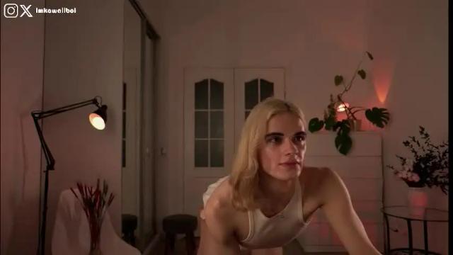 Image 2 of imkawaiiboi Stream on Chaturbate on 1 month ago