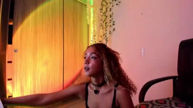 Image 10 of immia_rosse Stream on Chaturbate on 21 months ago