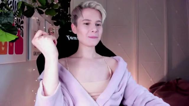 Image 12 of imnotmia Stream on Chaturbate on 15 months ago