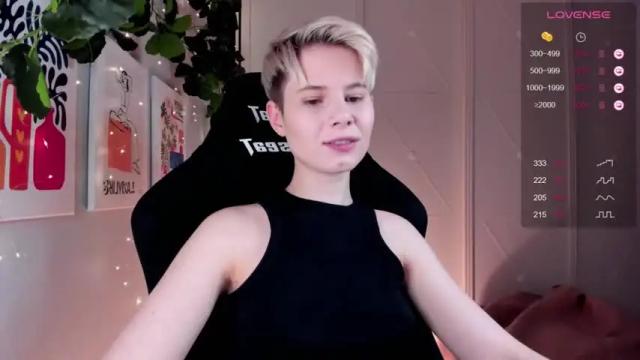 Image 11 of imnotmia Stream on Chaturbate on 13 months ago