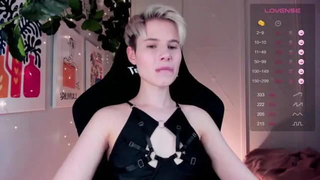 Image 12 of imnotmia Stream on Chaturbate on 13 months ago