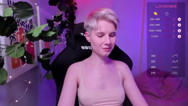 Image 11 of imnotmia Stream on Chaturbate on 13 months ago