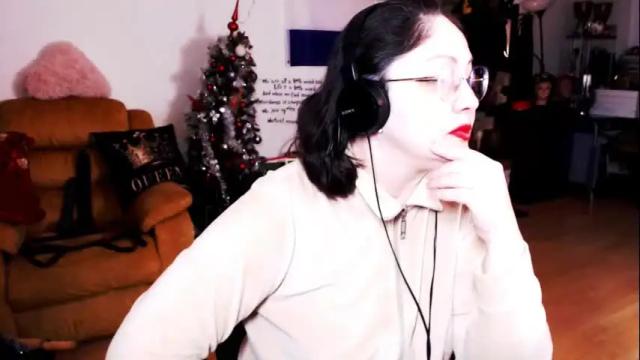 Image 4 of imperatrizasado Stream on Chaturbate on 14 days ago