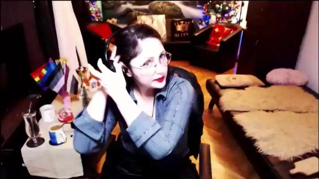 Image 2 of imperatrizasado Stream on Chaturbate on 1 month ago