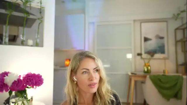 Image 8 of imrealsugar Stream on Chaturbate on 10 days ago