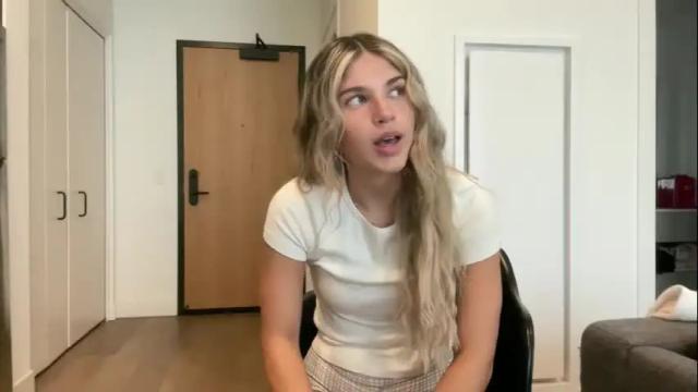 Image 7 of imrubyy Stream on Chaturbate on 27 days ago