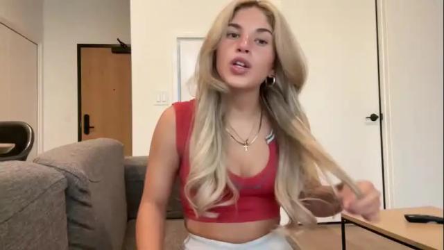 Image 2 of imrubyy Stream on Chaturbate on 11 days ago