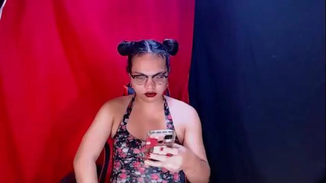 Image 10 of imyourfantasy18 Stream on Chaturbate on 25 months ago