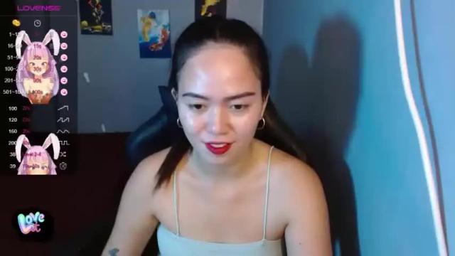 Image 2 of imyourkitty06 Stream on Chaturbate on 14 months ago