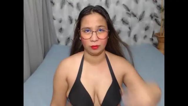 Image 3 of imyourlady09 Stream on Chaturbate on 5 months ago