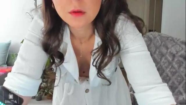 Image 2 of inakush Stream on Chaturbate on 17 days ago