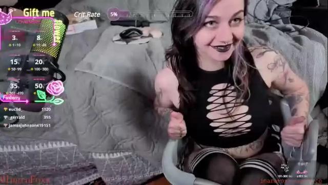 Image 4 of inarafoxxx Stream on Chaturbate on 1 month ago