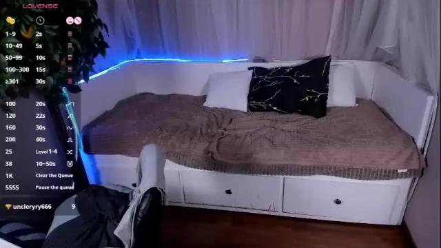 Image 10 of inari__okami Stream on Chaturbate on 1 month ago
