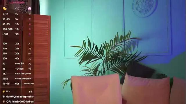 Image 2 of inari__okami Stream on Chaturbate on 4 months ago