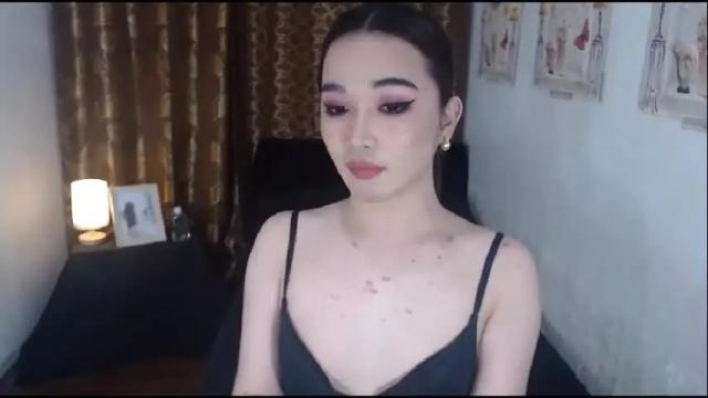 Image 2 of indestructabletrixie Stream on Chaturbate on 1 month ago