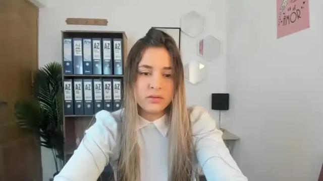 Image 3 of india_secretary Stream on Chaturbate on 17 months ago
