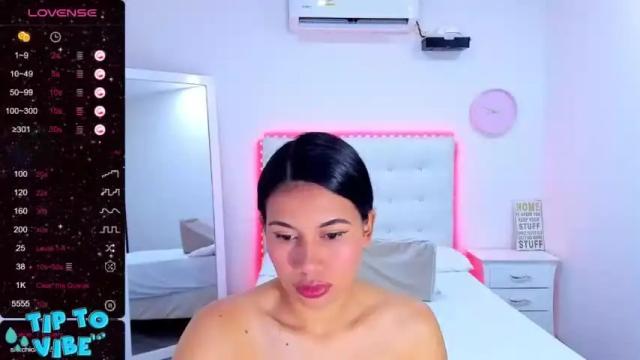 Thumbnail 2, indian_dreams18's Stream at Chaturbate, 19 months ago