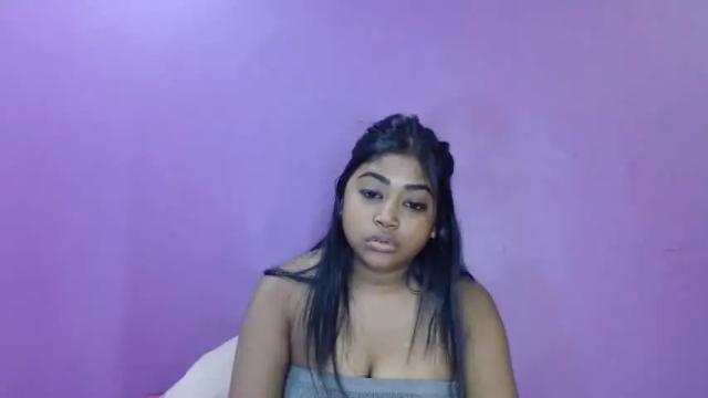 Image 12 of indian_rimmelx Stream on Chaturbate on 13 months ago
