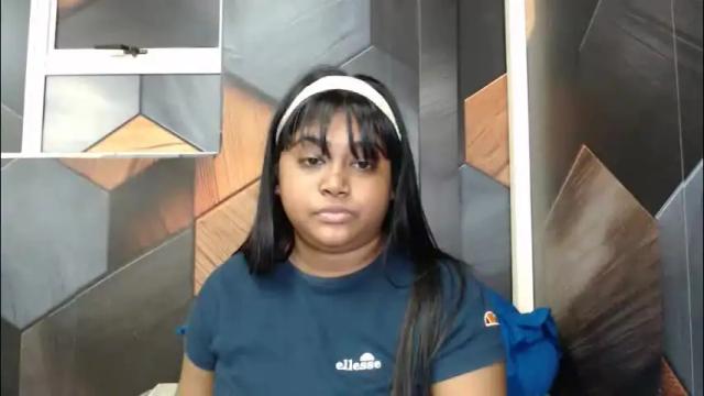 Image 11 of indian_rimmelx Stream on Chaturbate on 2 months ago
